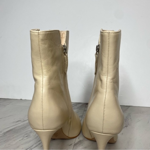 Schutz Betsey Eggshell Leather Pointy Toe Heeled Bootie 10 1/2 B - Picture 5 of 15